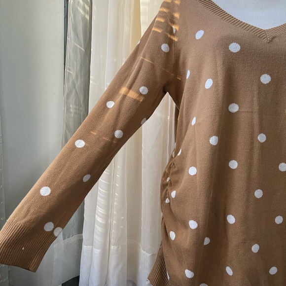 Old Navy Tan Polka Dot Sweater Dress - Picture 4 of 10